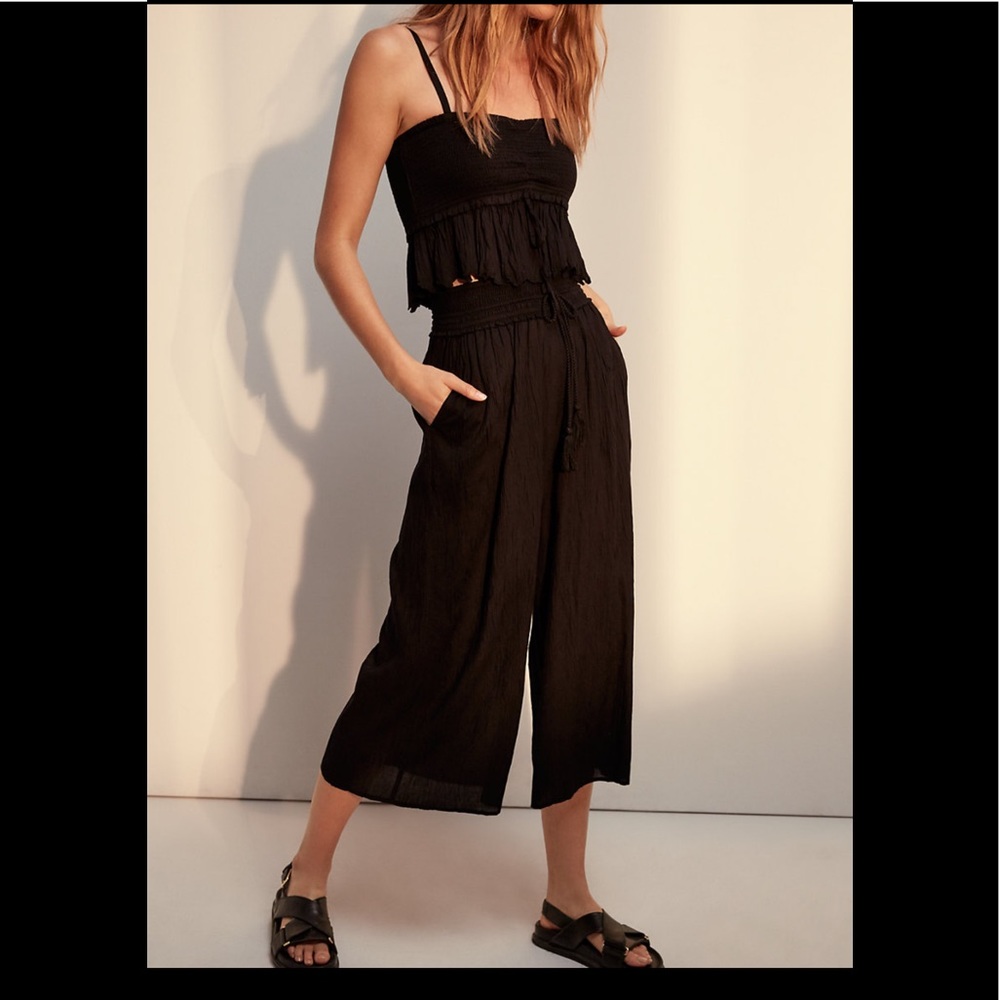 NWT! Aritzia Wilfred Nanterre Pants